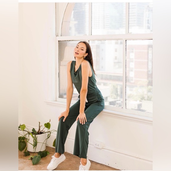 Smash + Tess Pants - Brand New with tags! Smash + Tess Elevate Happy Hour Romper in Spruce
